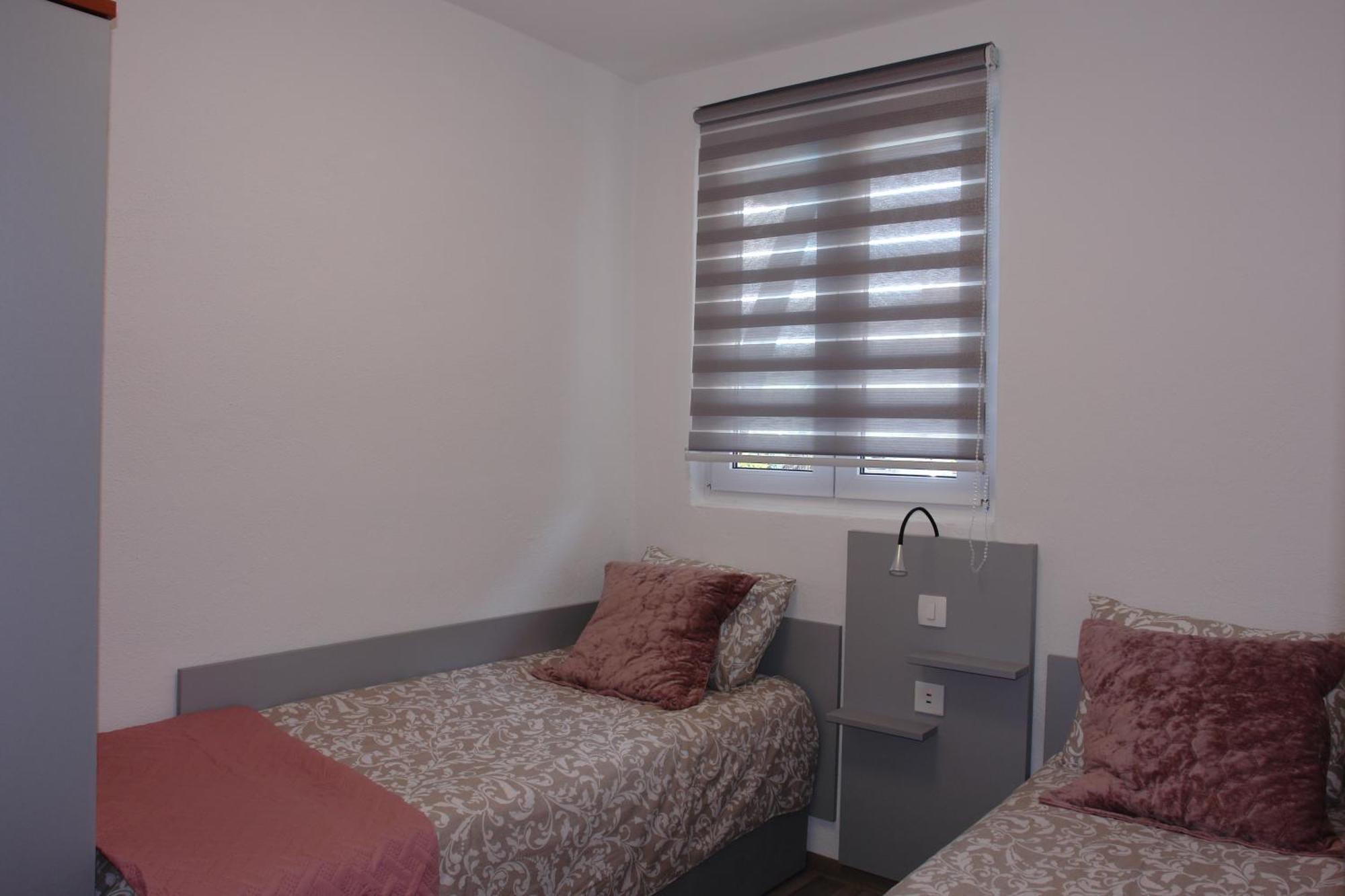 Apartmani Milokanovic Funtana Buitenkant foto